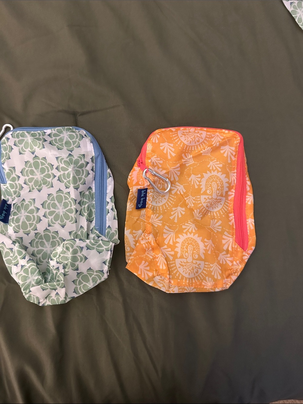 blu bag- Set of Two Sets of Floral packing cubs/ storage bags in Green & Orange - Picture 4 of 6